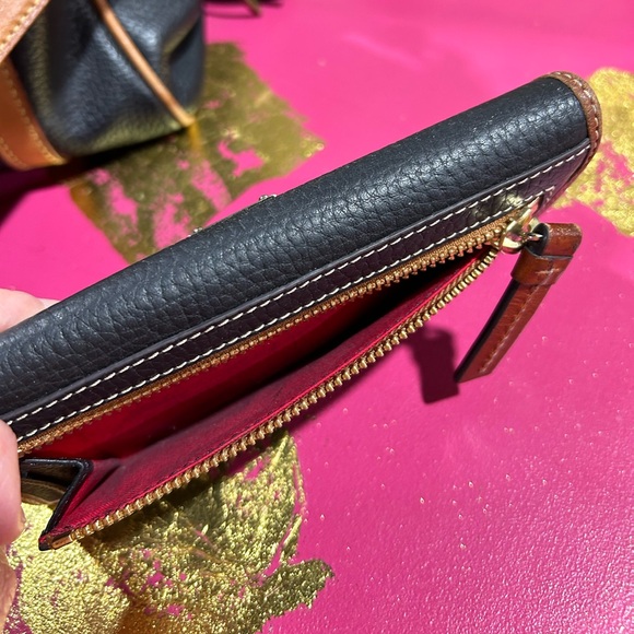 Dooney & Bourke purse and wallet - Picture 13 of 14